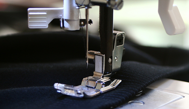 modern singer sewing machine