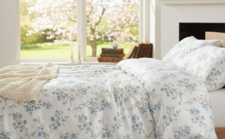 3038-silk-duvet-covers_photorealistic-1K-ar1_1-1773039187