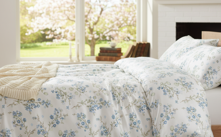 3038-silk-duvet-covers_photorealistic-1K-ar1_1-1773039187